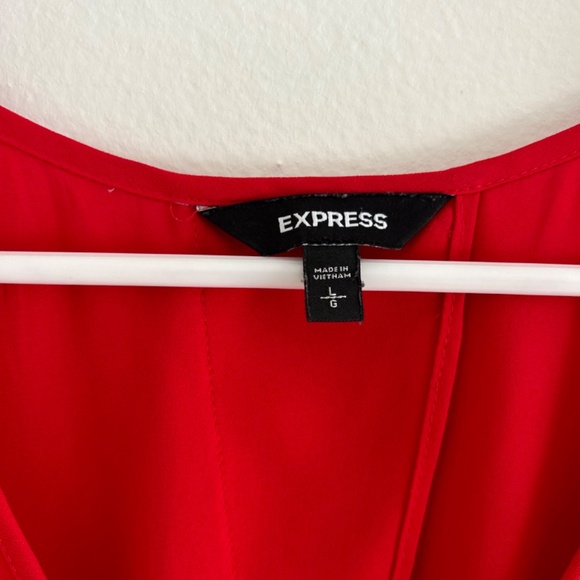 Express Women’s Red Dress Shirt - Picture 2 of 4